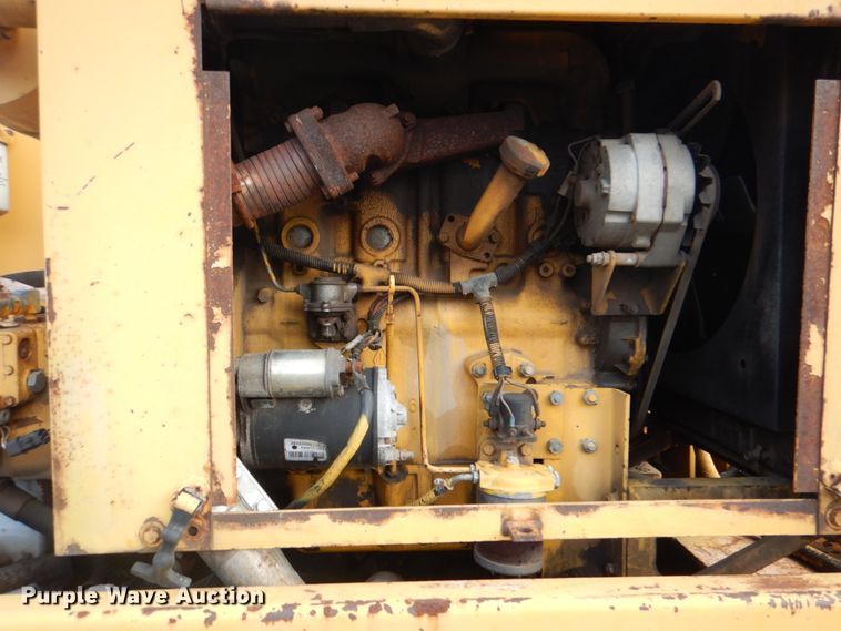 image for item HT9486 1988 Ingram 9-2800-PA  pneumatic roller