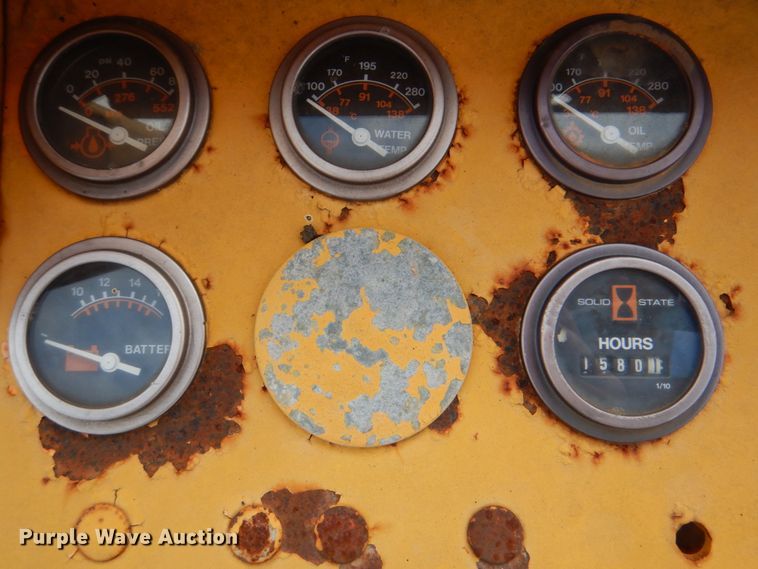 image for item HT9486 1988 Ingram 9-2800-PA  pneumatic roller