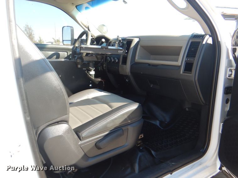 image for item HT9497 2012 Dodge Ram 5500HD  bucket truck