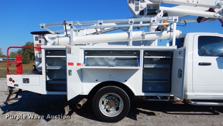 image for item HT9497 2012 Dodge Ram 5500HD  bucket truck