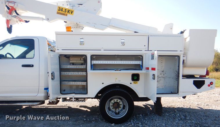 image for item HT9497 2012 Dodge Ram 5500HD  bucket truck