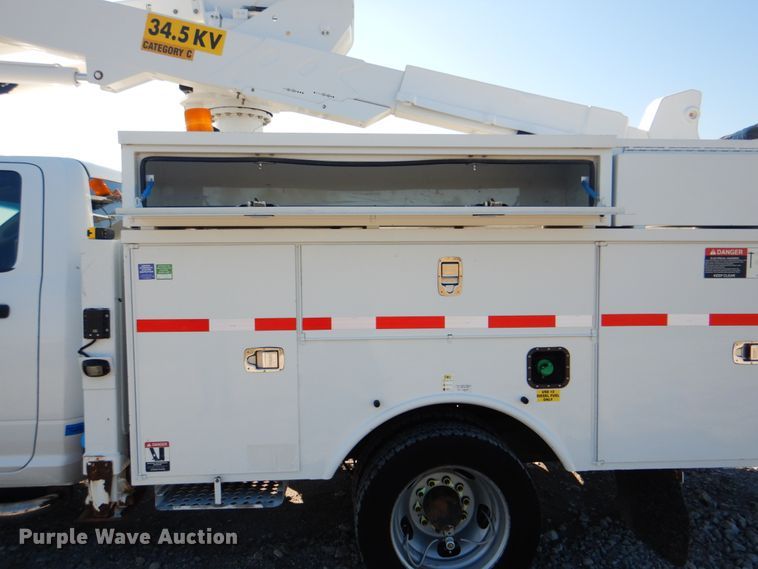 image for item HT9497 2012 Dodge Ram 5500HD  bucket truck