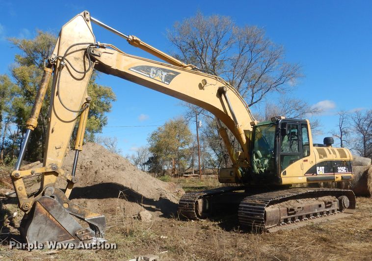 image for item HU9315 2004 Caterpillar 325CL  excavator