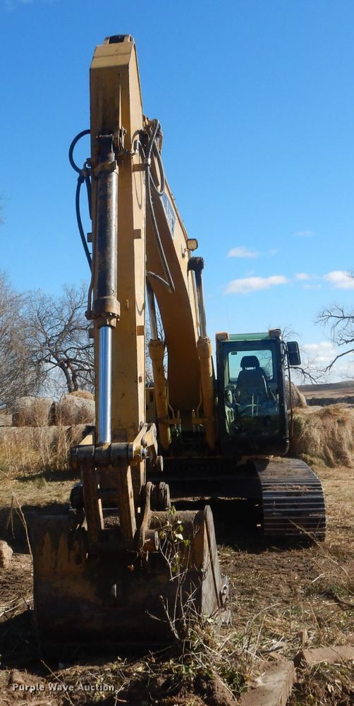 image for item HU9315 2004 Caterpillar 325CL  excavator