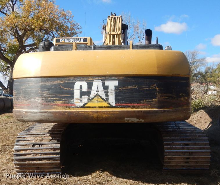 image for item HU9315 2004 Caterpillar 325CL  excavator