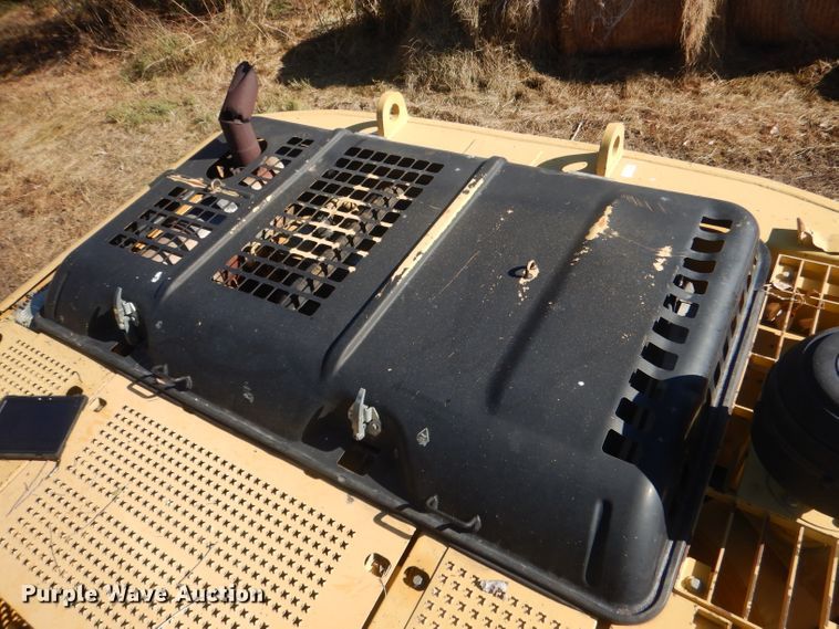 image for item HU9315 2004 Caterpillar 325CL  excavator