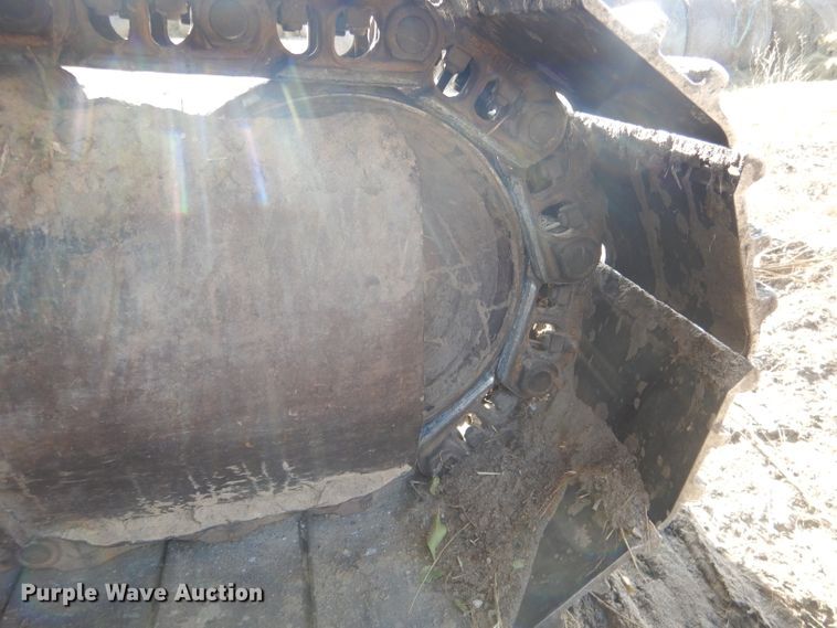 image for item HU9315 2004 Caterpillar 325CL  excavator