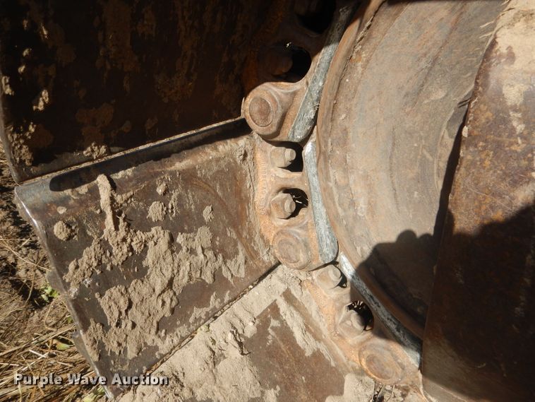 image for item HU9315 2004 Caterpillar 325CL  excavator