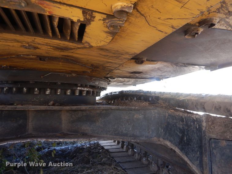 image for item HU9315 2004 Caterpillar 325CL  excavator