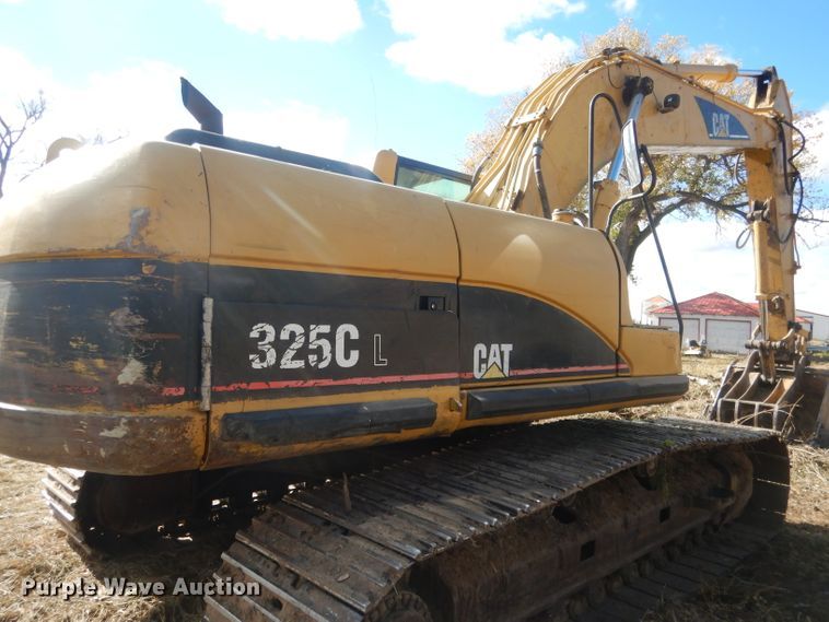 image for item HU9315 2004 Caterpillar 325CL  excavator