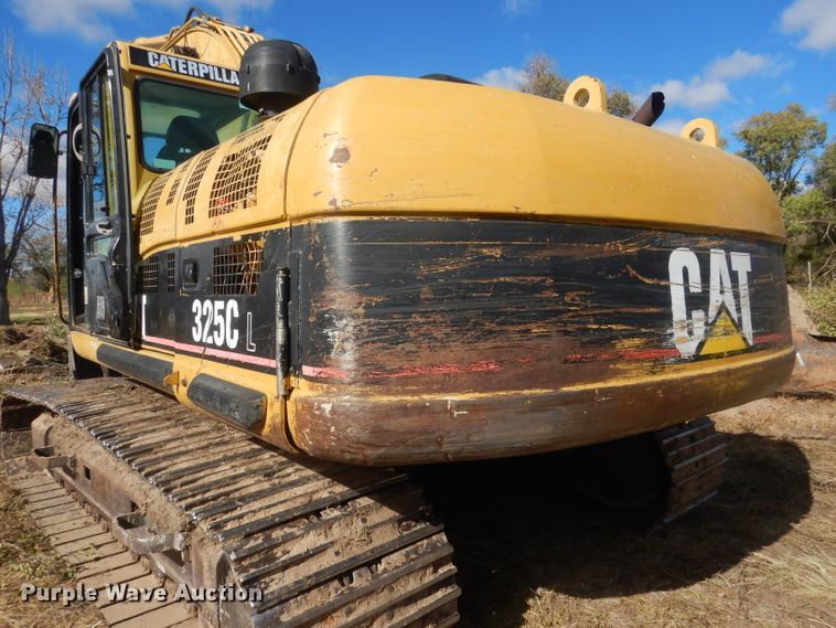 image for item HU9315 2004 Caterpillar 325CL  excavator
