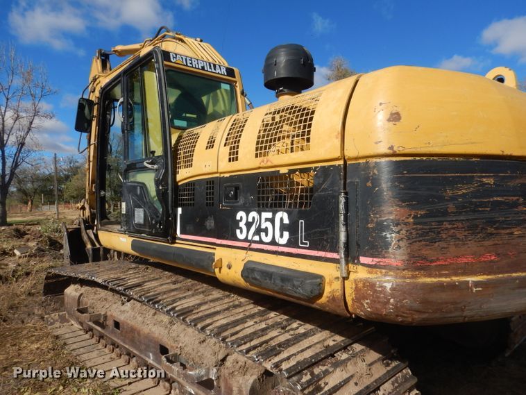 image for item HU9315 2004 Caterpillar 325CL  excavator