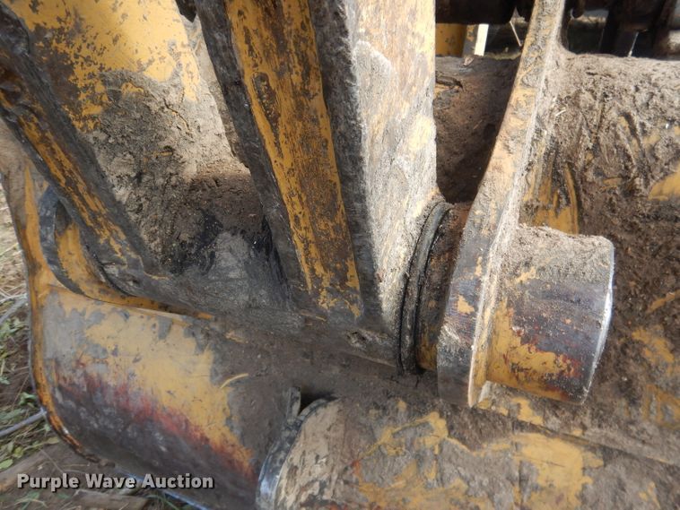 image for item HU9315 2004 Caterpillar 325CL  excavator