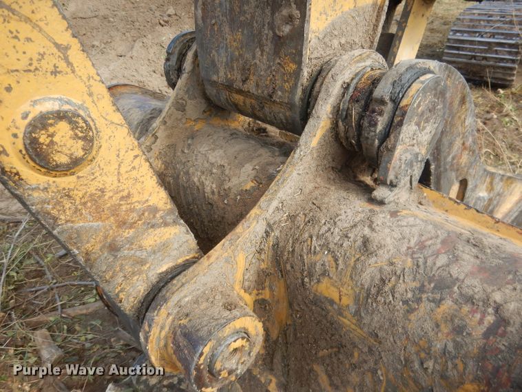 image for item HU9315 2004 Caterpillar 325CL  excavator