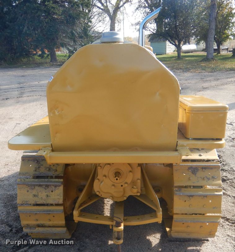 image for item HU9325 1938 Caterpillar D2  crawler tractor