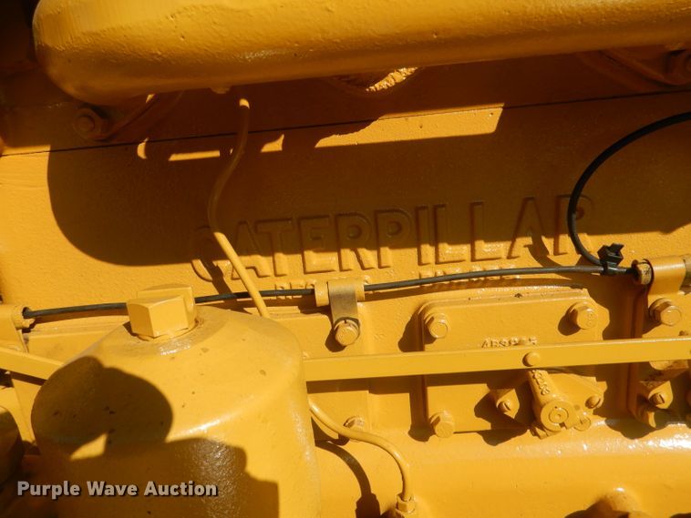 image for item HU9325 1938 Caterpillar D2  crawler tractor