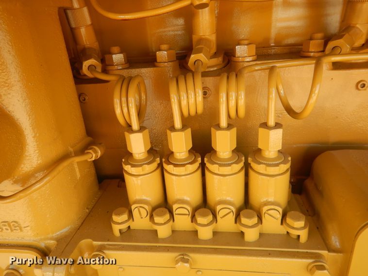 image for item HU9325 1938 Caterpillar D2  crawler tractor