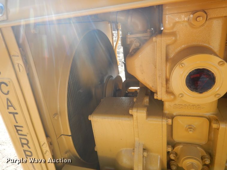 image for item HU9325 1938 Caterpillar D2  crawler tractor