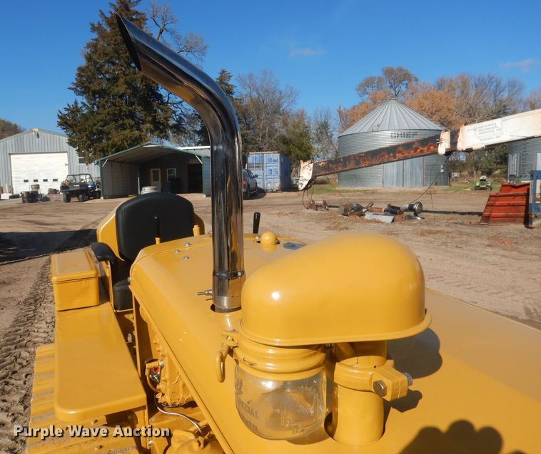 image for item HU9325 1938 Caterpillar D2  crawler tractor