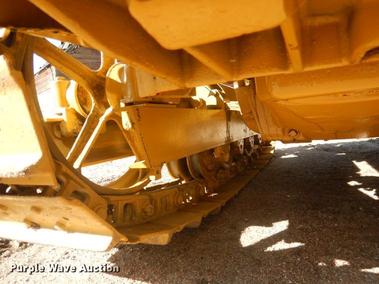 image for item HU9325 1938 Caterpillar D2  crawler tractor