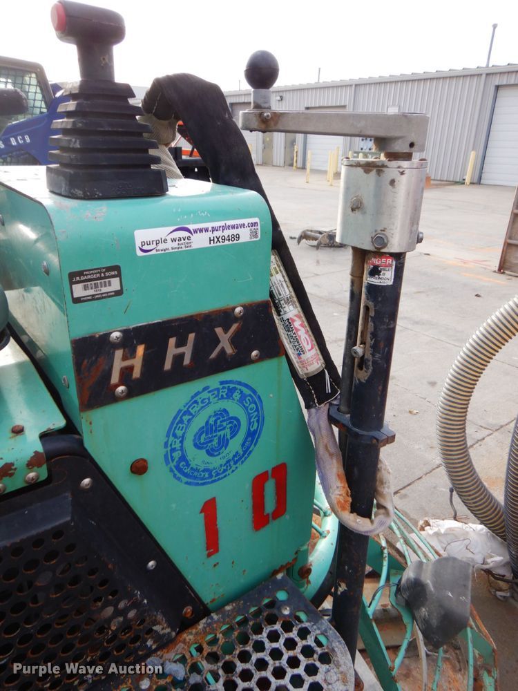 image for item HX9489 2012 Whiteman HHXD5  power trowel