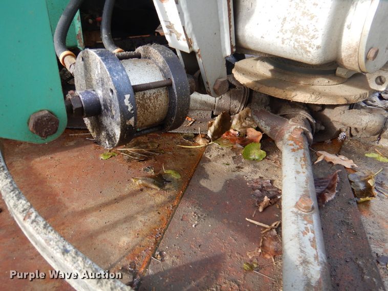 image for item HX9489 2012 Whiteman HHXD5  power trowel