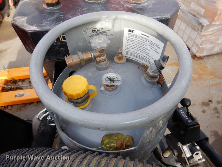 image for item HX9490 2017 Husqvarna T8600  dust collector