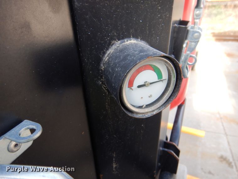 image for item HX9490 2017 Husqvarna T8600  dust collector