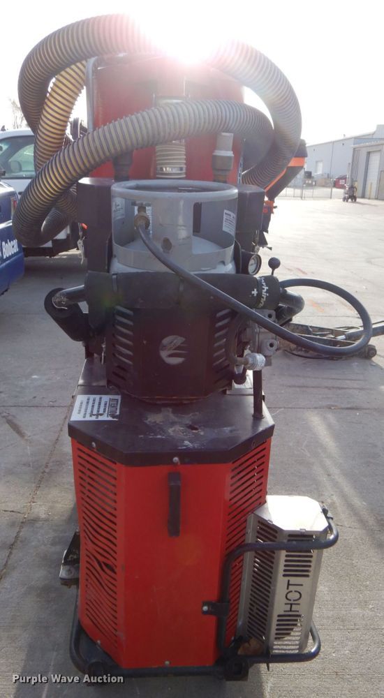 image for item HX9491 Husqvarna T8600  dust collector