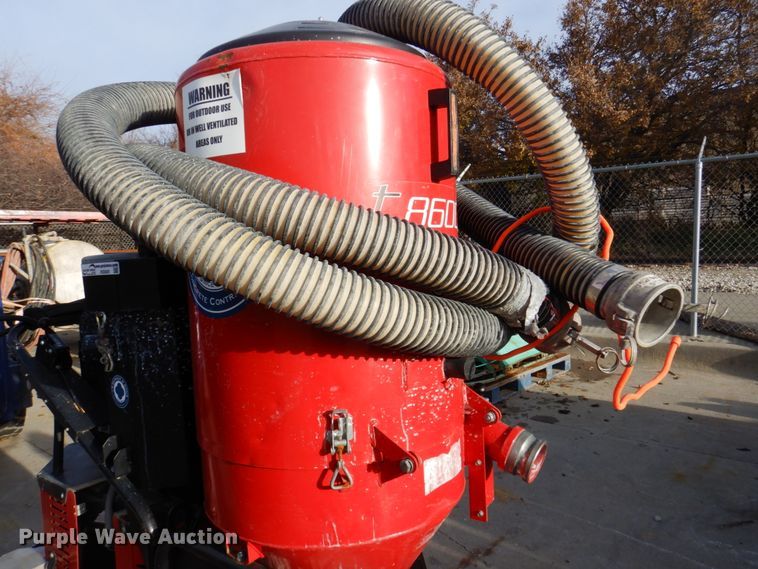 image for item HX9491 Husqvarna T8600  dust collector