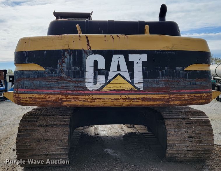 image for item ID9515 1999 Caterpillar 330B  excavator