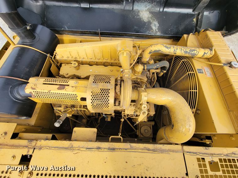 image for item ID9515 1999 Caterpillar 330B  excavator