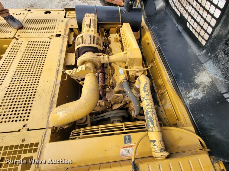 image for item ID9515 1999 Caterpillar 330B  excavator