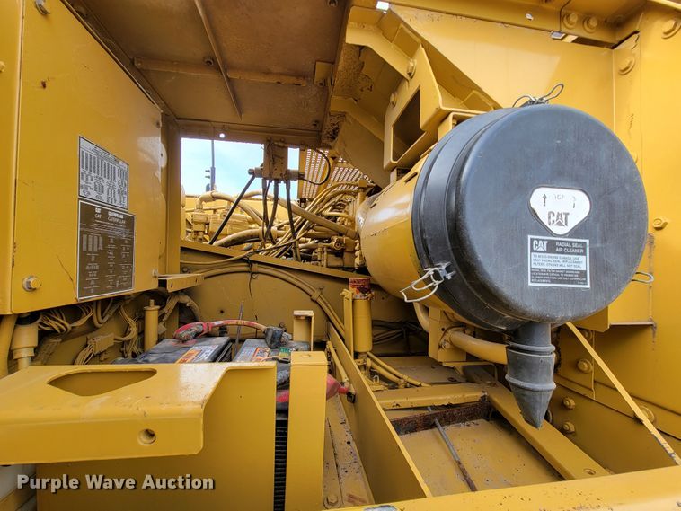 image for item ID9515 1999 Caterpillar 330B  excavator