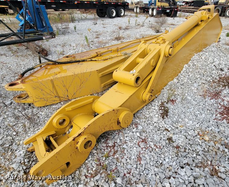 image for item ID9515 1999 Caterpillar 330B  excavator