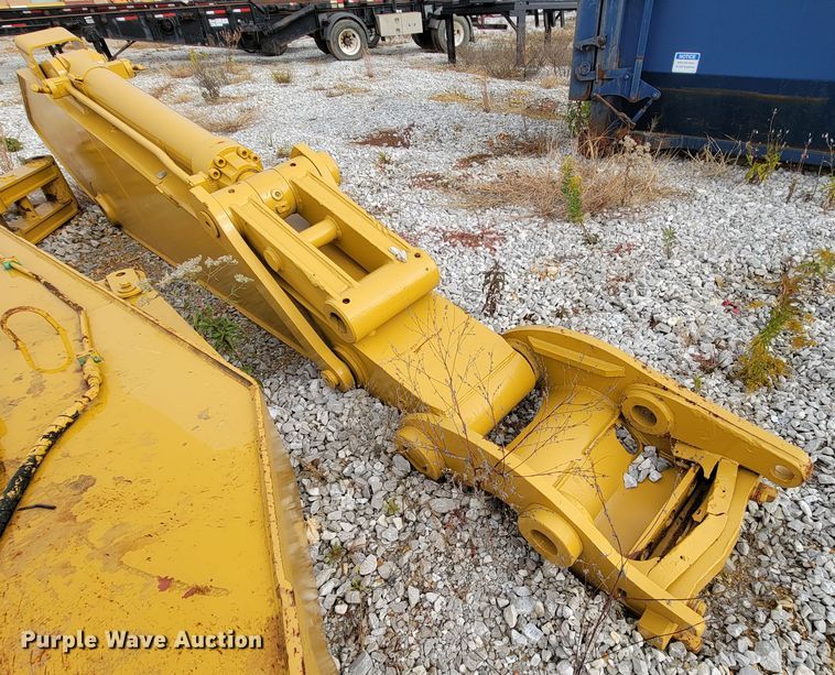 image for item ID9515 1999 Caterpillar 330B  excavator