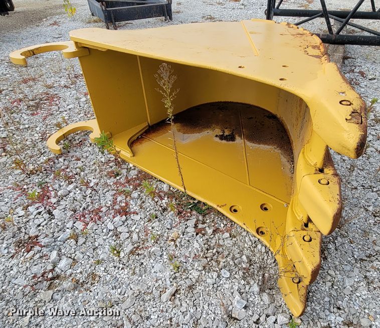 image for item ID9515 1999 Caterpillar 330B  excavator