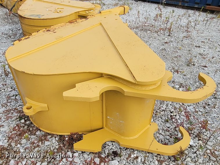 image for item ID9515 1999 Caterpillar 330B  excavator