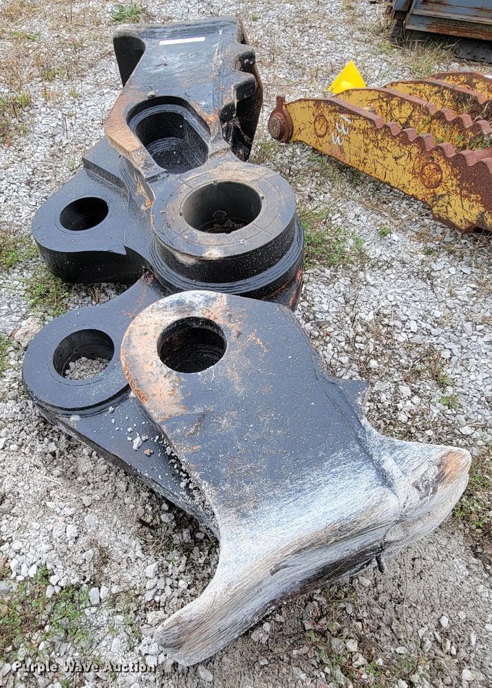 image for item ID9527 LaBounty  pulverizer jaws