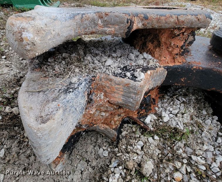 image for item ID9527 LaBounty  pulverizer jaws