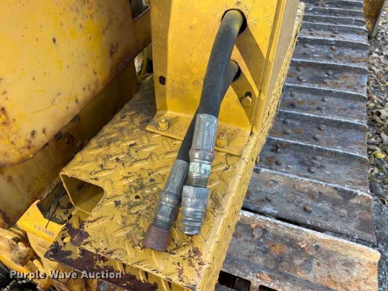 image for item ID9535 1967 John Deere 1010  dozer