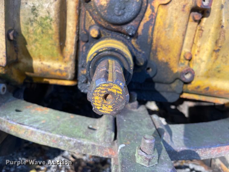 image for item ID9535 1967 John Deere 1010  dozer