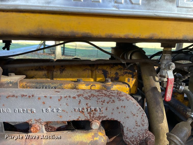 image for item ID9535 1967 John Deere 1010  dozer