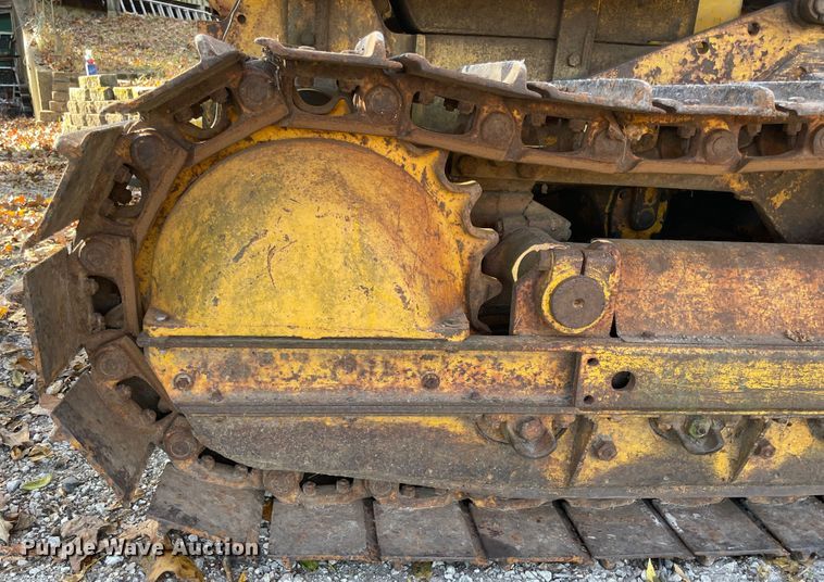 image for item ID9535 1967 John Deere 1010  dozer