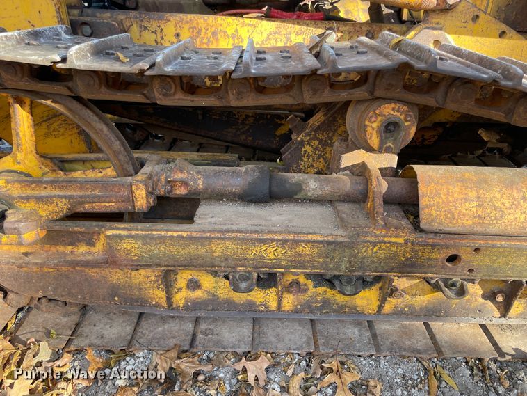 image for item ID9535 1967 John Deere 1010  dozer