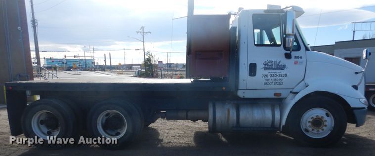 image for item IH9286 2007 International 8600  flatbed truck