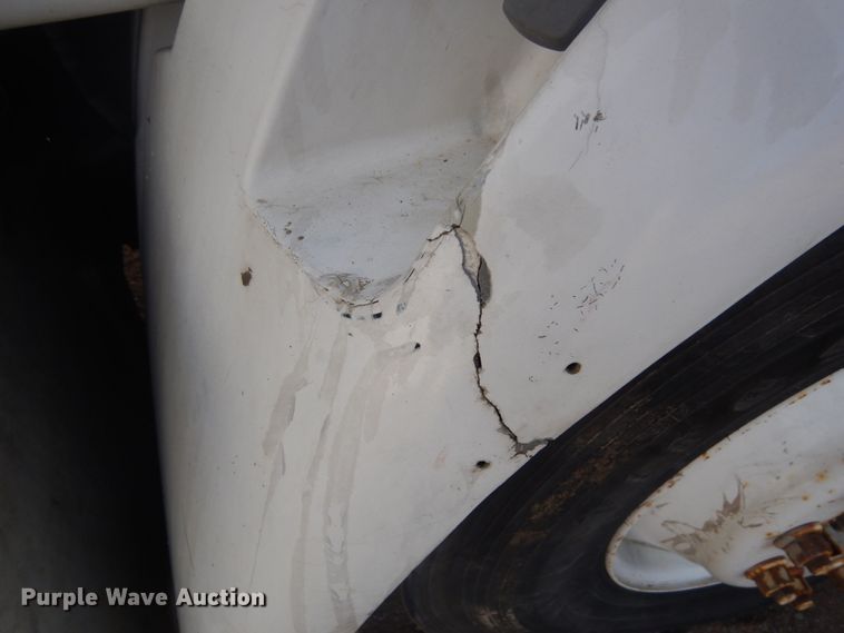 image for item IH9286 2007 International 8600  flatbed truck