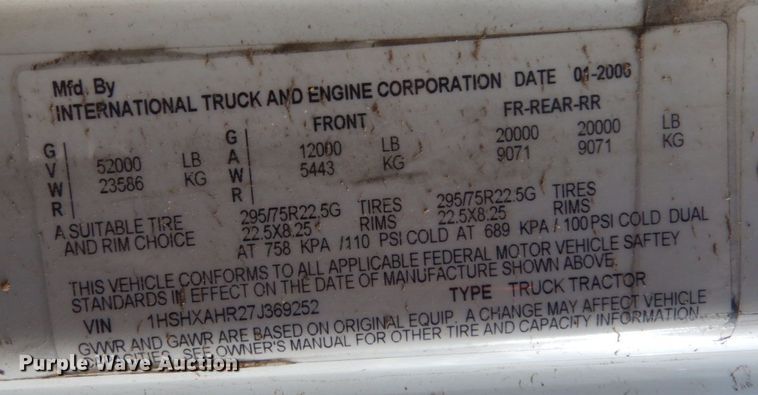 image for item IH9286 2007 International 8600  flatbed truck