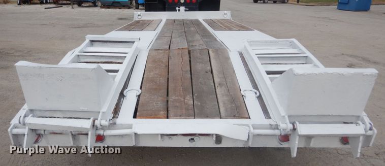 image for item IV9541 1980  equipment trailer