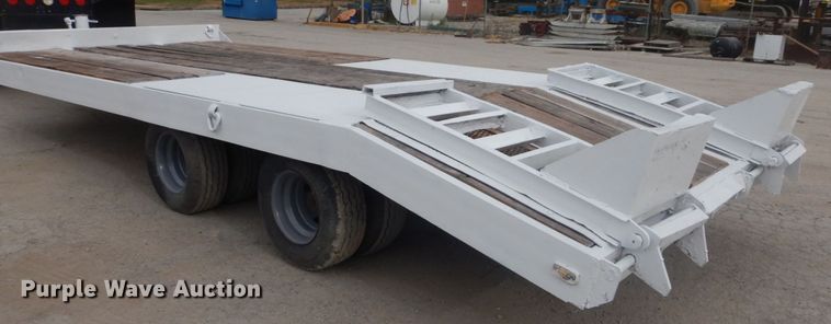 image for item IV9541 1980  equipment trailer